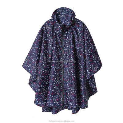 China Lightweight Raincoat Outdoor Windproof Waterproof Breathable Polyester Rain Poncho Raincoat With Hood for sale