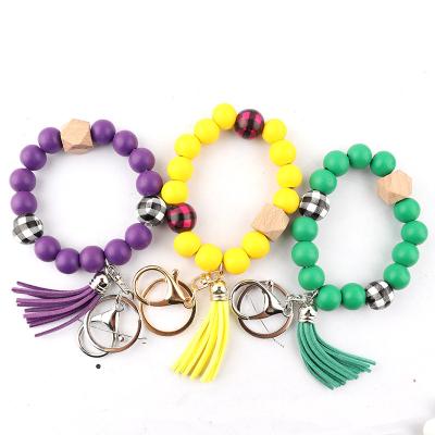 China Europe Wholesale Handmade Geometric Wooden Bead Key Chain for sale