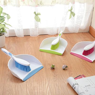 China Home Multifunctional Creative Household Broom Dustpan Set Soft Desktop Cleaning Brush Mini for sale