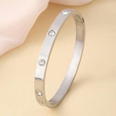 China Xinting Gift Environmental Friendly Silver Stainless Steel Daily Wearing Bracelet With Zircon For Women for sale