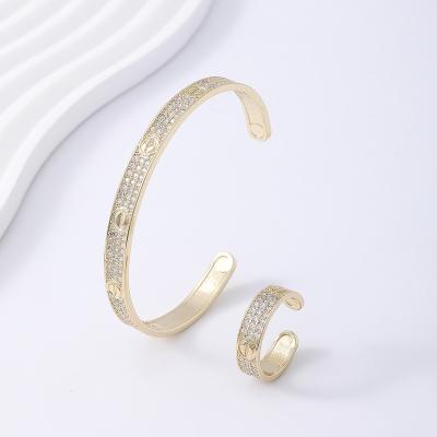 China High Quality Full Sky Star Diamond Gold Plated Open Bracelet Set Box Contains Bracelets And Rings Hand Bracelet for sale