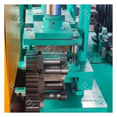 China Metal Sheet Punching Cutting Flat Iron Casting Machine Metal Punching Cutting Bending Machine Product for sale