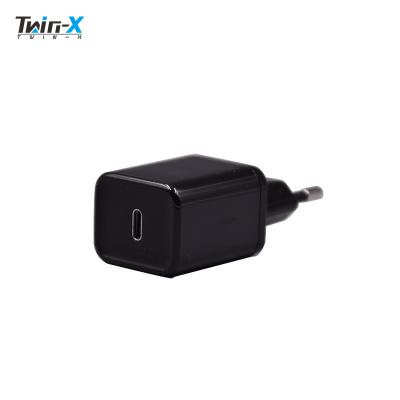 China New Product EU/US/UK Mobile Phone Wall Type C Charger Cable Adapter 20W PD Fast Charger For Apple iPhone Charges for sale