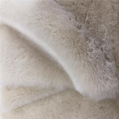 China Luxury Long Pile Faux Rabbit Fur Fabric For Sprouts for sale