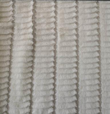 China Garment coat fabric fashion special fur stripe cut faux fur white color faux fur fabric for sale