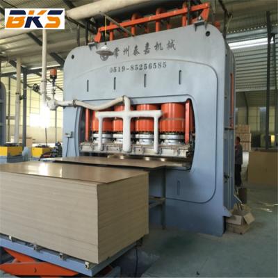 China Farms Best Quality Automatic Melamine Laminating Hot Press Machine Wooden Molded Door Laminating Hot Press for sale