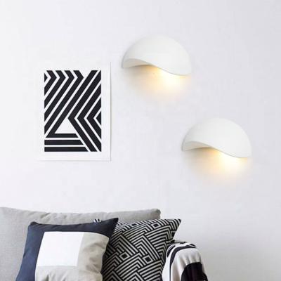 China New Product Ideas 2021 Modern Wall Sconce Plug-in Modern Wall Lamp For Home Decor for sale