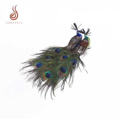 China 2019 Decoration Classic Design Good Quality Couple Artificial Dyed Feather Peacock For Garden Decoration for sale