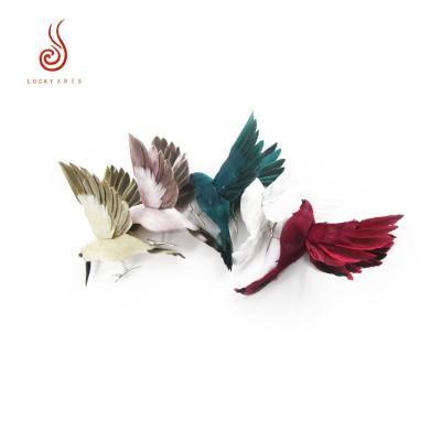 China Other New Design 2019 Dyed Artificial Goose Feather Bird For Garden Wedding Decoration for sale