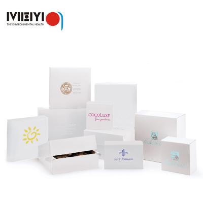 China Eco-Friendly Recyclable White Bakery Craft Paper Craft Paperboard Gift Baking Cake Boxes Cookies Pies Pastries White for sale