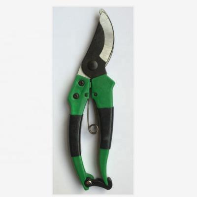 China Eco-friendly Garden Pruner Light Work Garden Hand Tool for sale