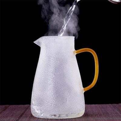 China Hot Selling Sustainable Handmade Modern Modern Water Jug Custom Size / Cold Water Jug With Handle for sale