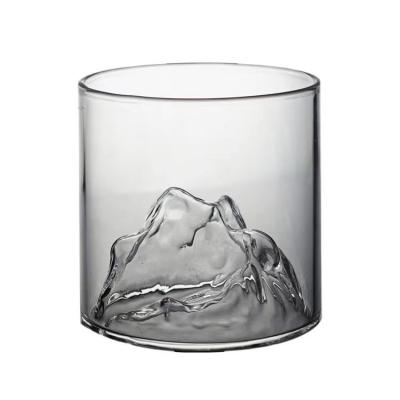 China Sustainable Hot sale high borosilicate glass whiskey glass, high value bar special wine glass for sale