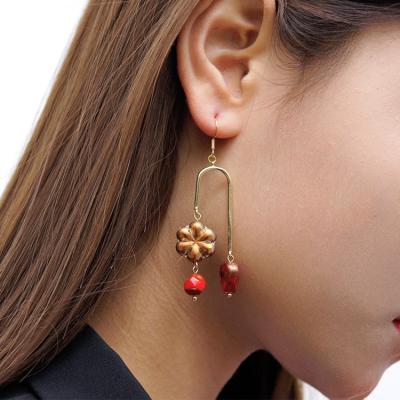 China New Classic Vintage Hot Sale Moon Metal U Shaped Earring 18K Gold Plated Earrings For Women for sale