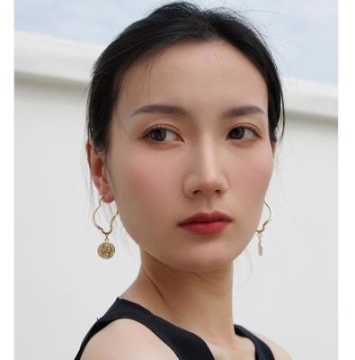 China New Vintage Classic Style Earring Smooth Chunky Hoop Hoop Earrings Stainless Steel for sale