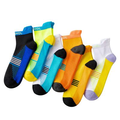 China Athletic Unisex Custom Colorful Line Design Basketball Sports Running Compression Grab Cotton Socks for sale