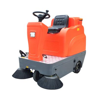 China Hotels Ride-on Electric Sweeper Green New Energy Factory Sweeper for sale