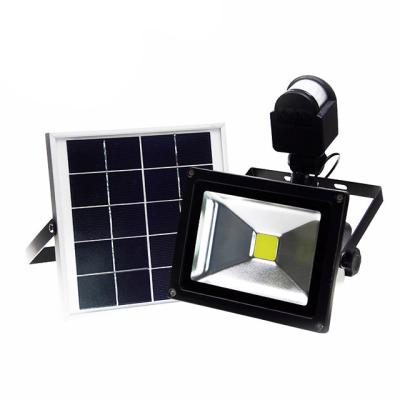 China Garden Plant Wholesale IP65 Motion Sensor Led Flood Light 10W 20W 30W 50W Outdoor Motion Sensor Solar Flood Light for sale