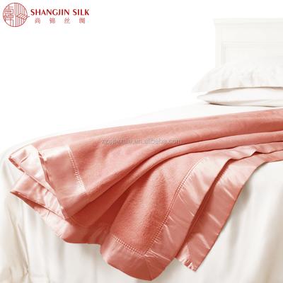 China Wholesale 22/25/30 mm high quality non-toxic silk blanket anti-pilling with private label for sale