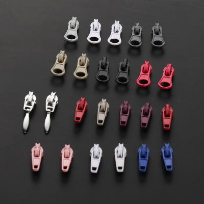 China Handbag Accessories Wholesale Invisible Zipper Slider 3# Zipper Puller Metal Water Autolock Accessories Invisible Zipper Head Drop for sale