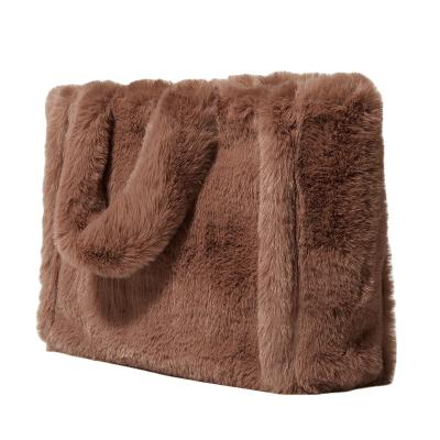 China Portable Women Winter Fur Handbags Wholesale Custom Made Faux Fur Tote Bag For Ladies for sale