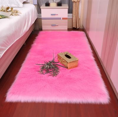 China Wholesale Stain Resistant Amazon Plush Bedside Blankets Bedroom Faux Fur Living Room Blankets for sale