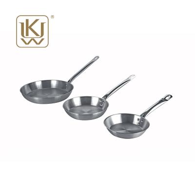 China Durable brand new large shiny stainless steel iron skillet for induction cooktop for sale