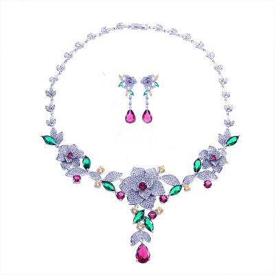 China CLASSIC Fashion Jewelry Luxury Flower Zircon Necklace Earring Set For Party Gift Banquet Bridal Jewelry Necklace Earring Set for sale