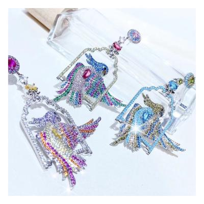 China 2022 FASHIONABLE New Simple Temperament Hollow Out Bird Earrings Dress Accessories Fashion Crystal Earrings Women for sale