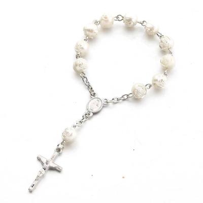 China 2021 Cute Christian Catholic Cross Bracelet Religious Classic Bead Bracelet Available In A Variety Of Colors for sale