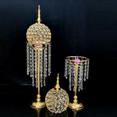 China Clear Acrylic Luxury Gold Tall Flower Stand Crystal Ball Holder Candle Holder Supplier for sale