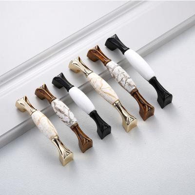 China Handsome & Furniture Hardware Hardware Pull Sideboard Cabinet Drawer Knobs Zinc Alloy Furniture Maker Handle for sale