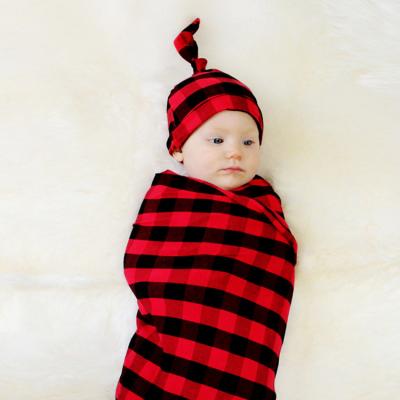 China Breathable Red Cloth Black Plaid Comforter Hat Newborn Wrapping Costume Baby Wrapping Blanket for sale