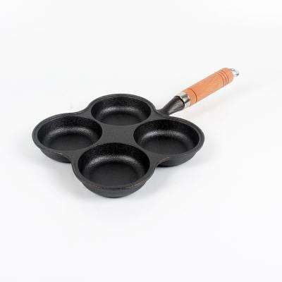 China Traditional Kitchen Mini Pancake Breakfast Omelette Pan Non Stick Enrobing 4/6 Hole Egg Pan for sale