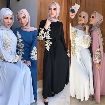 China Modest Muslimah Styling Muslim Embroidery Abaya Middle East Muslim Women Kimono Robes Islamic Clothing Beading Flowers for sale