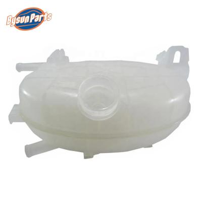 China ABS For Renault Master Coolant Expansion Tank Radiator Water Tank 8200595002 7701470464 7700838740 for sale