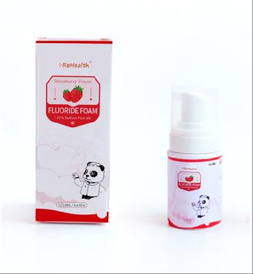 Cina Strawberry Flavor Dental Fluoride Foam 30ml 125ml Sodium Fluoride Acid Resistant in vendita