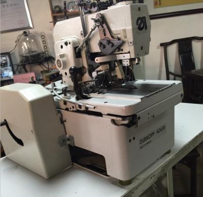 China Garment Shops Durkopp Adler 558 Eyelet Buttonhole Good Condition Used Industrial Sewing Machine (Round) for sale