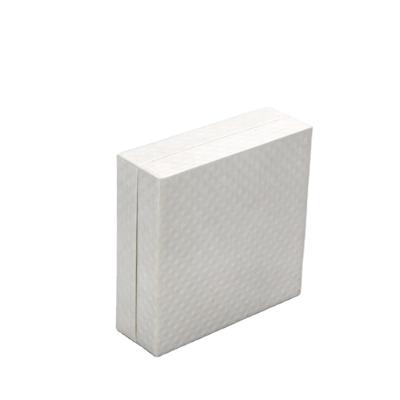 China Recycled Materials Amazon Top Selling White Paper Gift Box Jewelry Packaging Box for sale