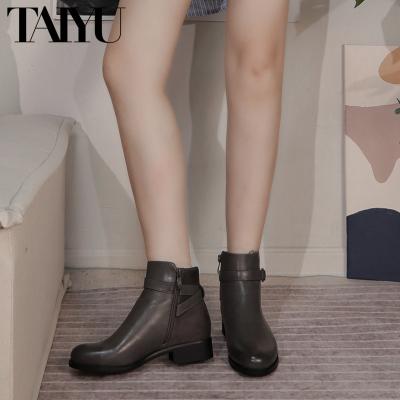 China Flat 2022 New Manufacturing Autumn Winter Platform Women Pu Leather Comfortable Flat Women Sports Shoes Boots for sale