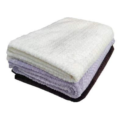 China New Household Single Blanket High-grade Polyester Flannel Comfortable Soft Blanket for sale