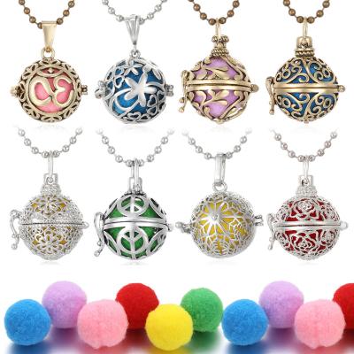 China CLASSIC Aromatherapy Jewelry Pendant Necklace Perfume Antique Essential Oil Diffuser Box Ball Diffuser Pendant Retro Necklace for sale