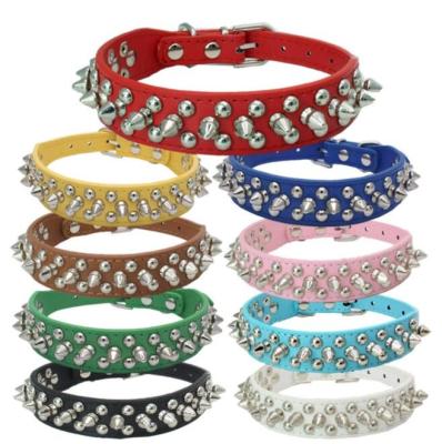 China Viable Custom Adjustable Fancy Buckle Metal Studded Leather Bling Dog Neck Collar Accesorio Para Perros for sale