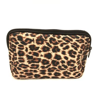 China Simple Fashion Vintage Brown Neoprene Leopard Cosmetic Make Up Artist Bag Pouch For Girls for sale