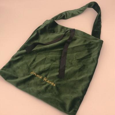 China Custom Made Dark Green Velvet Drawstring Bags Embroidery Drawstring Drawstring Bag For Jewelry With Logo for sale