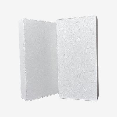 中国 Micro Porous Insulating Brick For Large Furnaces 販売のため