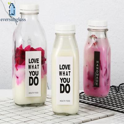 China Hot Sale Eco-friendly 300ml 400ml 500ml 1000ml Square Glass Milk Bottle for sale