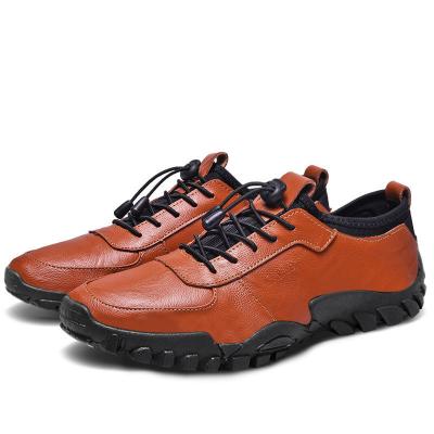 China Breathable High Quality Sports Sneakers Men Soft Casual Walking Running Shoes for sale