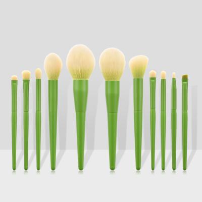 China Angular Blush 11 Pcs Green Makeup Brush Set Premium Synthetic Blush Powder Brush Eye Brushes Shadows Eyeline for sale