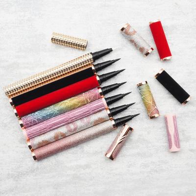 China Waterproof Sticky Black Eyeliner Adhesive Pen and Clear Eyeliner Wick Glue Pen for Strip Lashes for sale